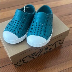 Native Toddler C5 Patina Green and White Water Shoes with Perforated Design
